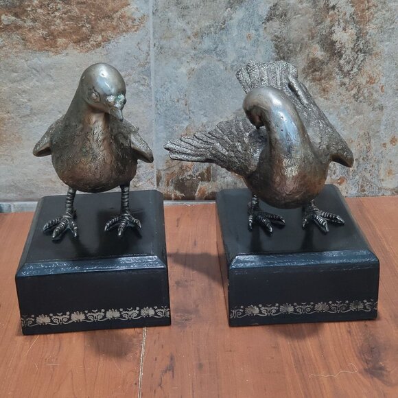 Vintage Pair of Metal Pewter Pigeon Bird Wood Base Bookends Home Decor - Picture 1 of 13